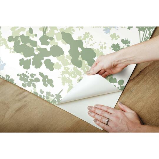RoomMates Queen Anne's Lace Peel & Stick Wallpaper